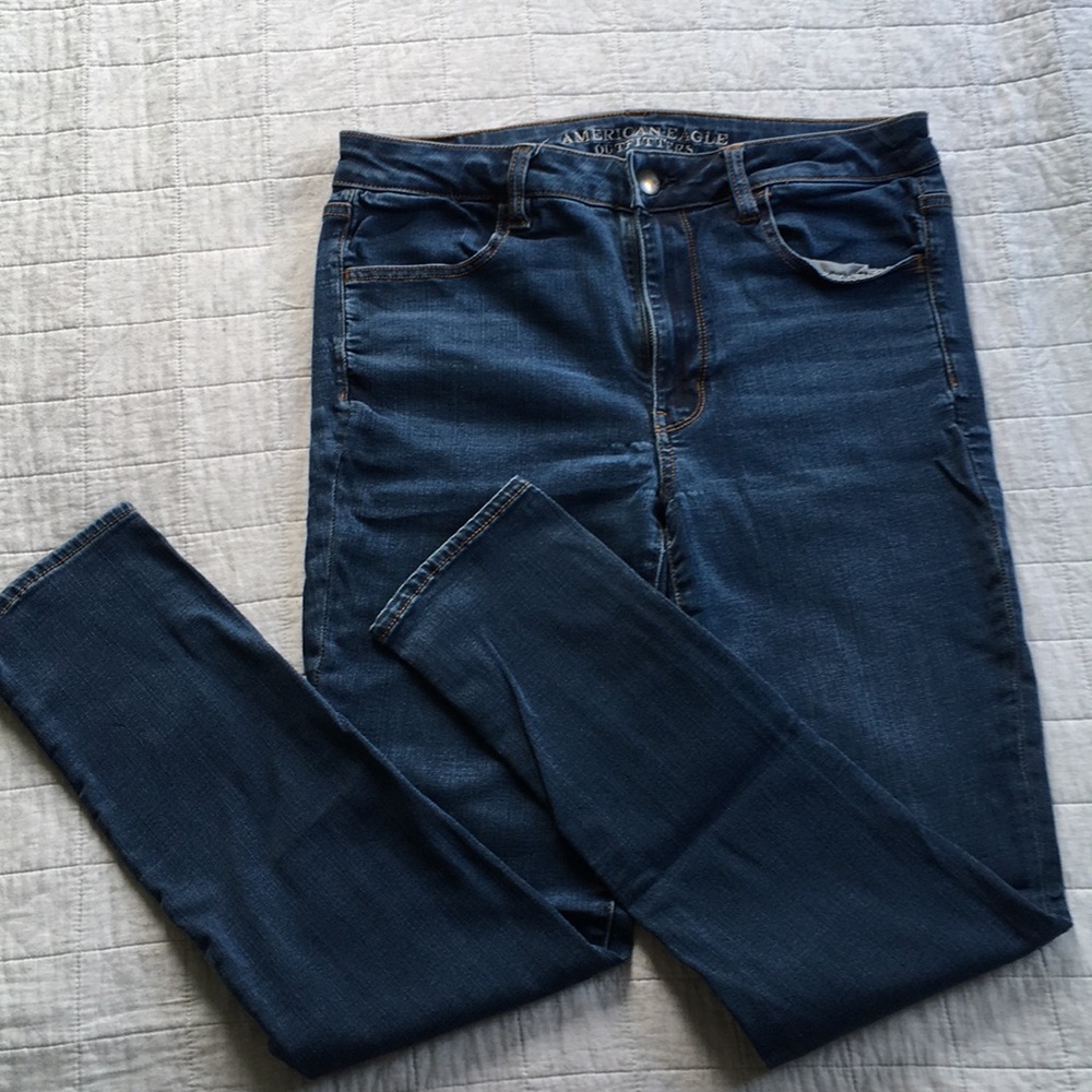 American Eagle Hi-Rise Jegging